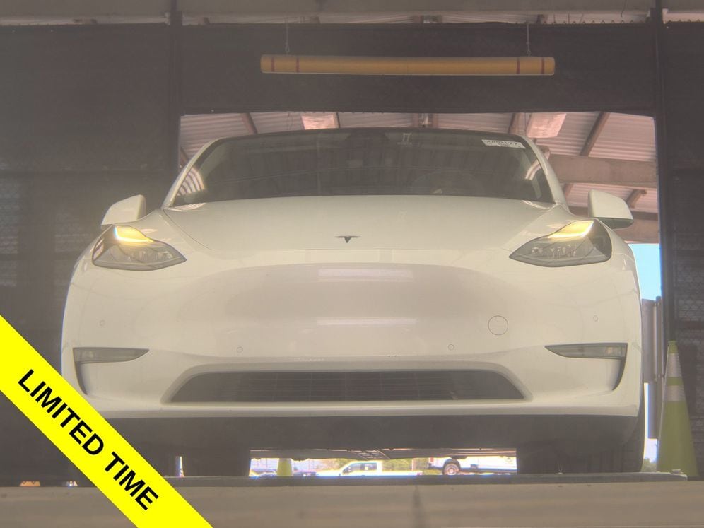 tesla model y 2022 7SAYGDEF8NF410673 image tesla model y 2022 7SAYGDEF8NF410673 image